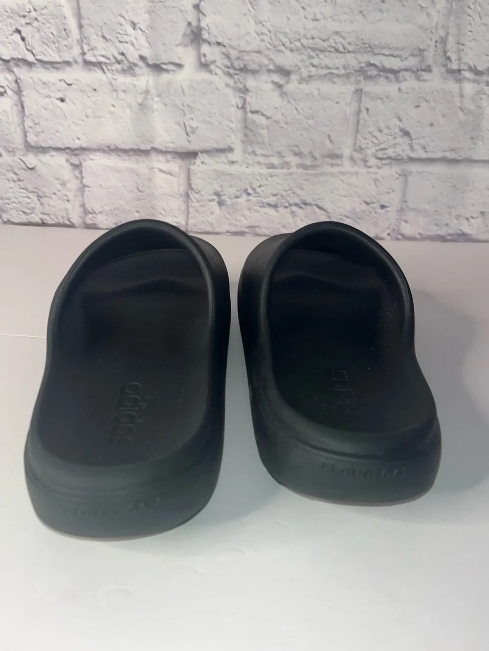 Adidas Adilette Lumia Slides Youth Girls  Size 5 Black Slip On Sandals  Boys